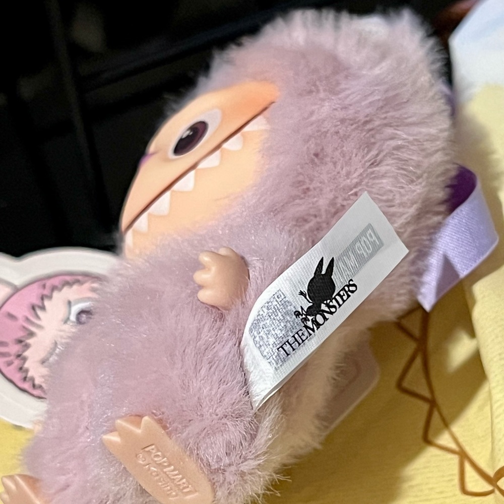 Labubu Pin For Love “Letter M” POP MART new In Hand - Picture 4 of 8